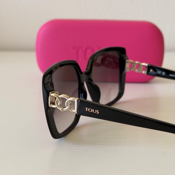 New, TOUS Sunglasses, STOB52 0700, Black Oversized Square Frame, Authentic main image 4